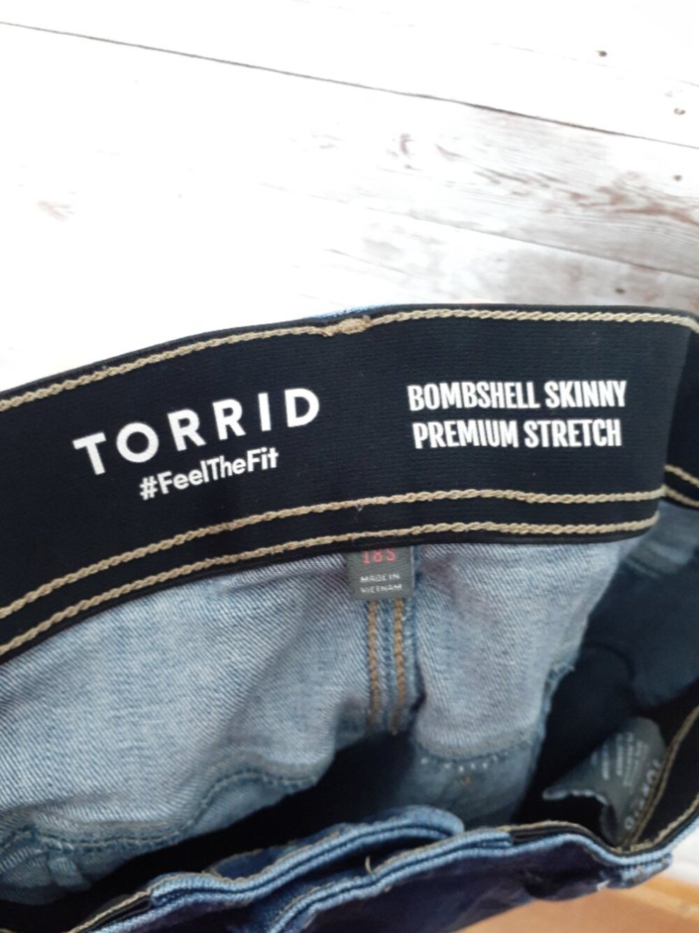 Torrid Womens Jeans Size 18S Bombshell Skinny Premium Stretch Blue 845A - Picture 5 of 7